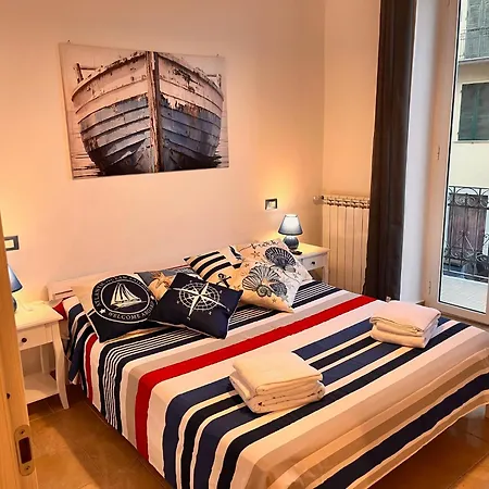 Terrazza Privata , 2 Camere, Comoda Per Le 5 Terre , La Casetta Del Vicolo