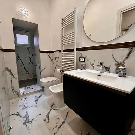 Terrazza Privata , 2 Camere, Comoda Per Le 5 Terre , La Casetta Del Vicolo Apartament