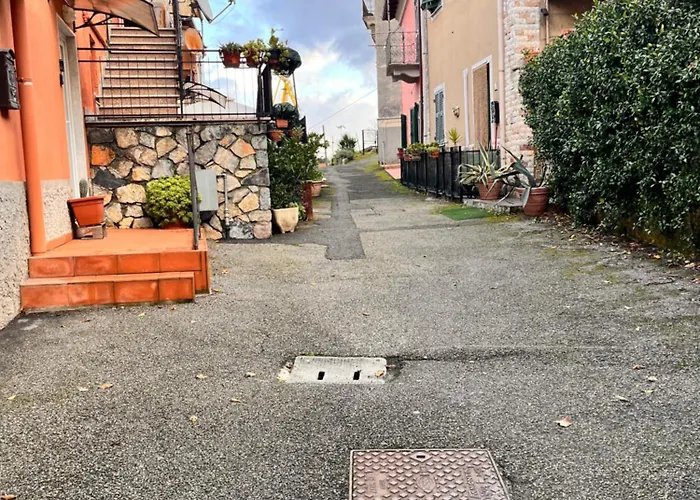 Terrazza Privata , 2 Camere, Comoda Per Le 5 Terre , La Casetta Del Vicolo * La Spezia