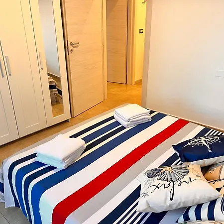 La Casetta Del Vicolo, Terrazza Privata E 2 Apartmán *