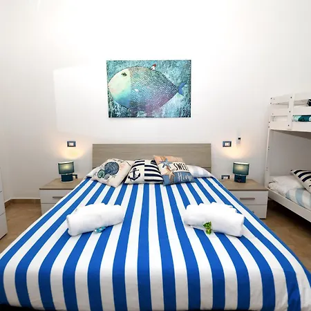 Apartment La Casetta Del Vicolo - Free Parking & 15 Min Station *