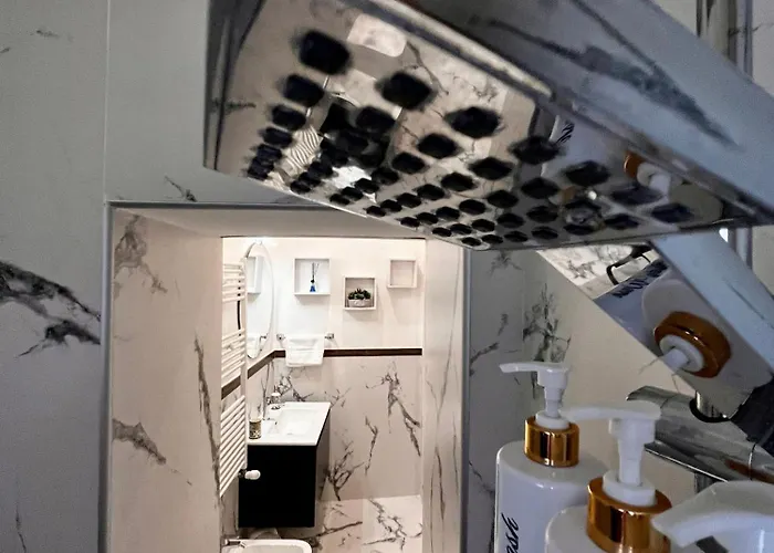 Terrazza Privata , 2 Camere, Comoda Per Le 5 Terre , La Casetta Del Vicolo *
