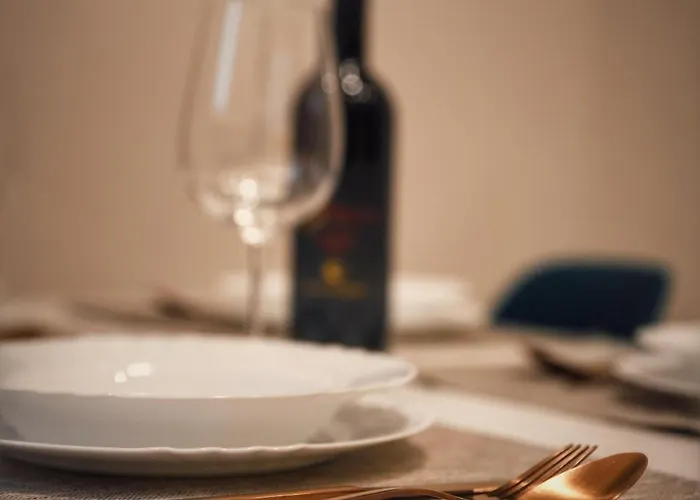 Apartment La Casetta Del Vicolo - Free Parking & 15 Min Station